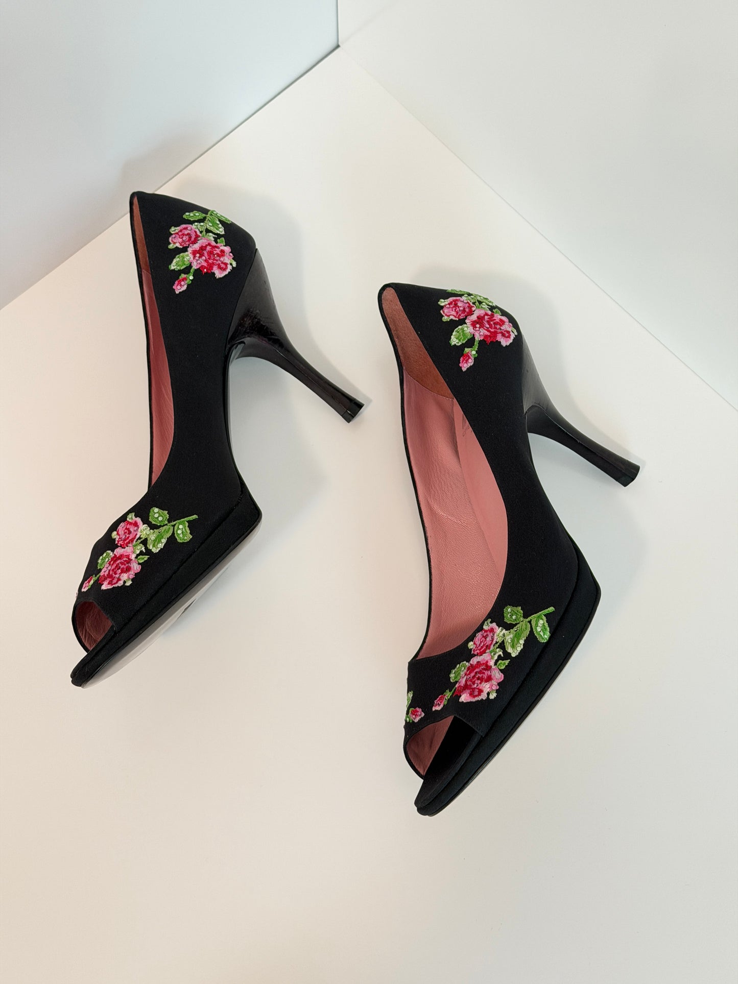 Moschino Cheap & Chic sequin floral heels - size 8.5