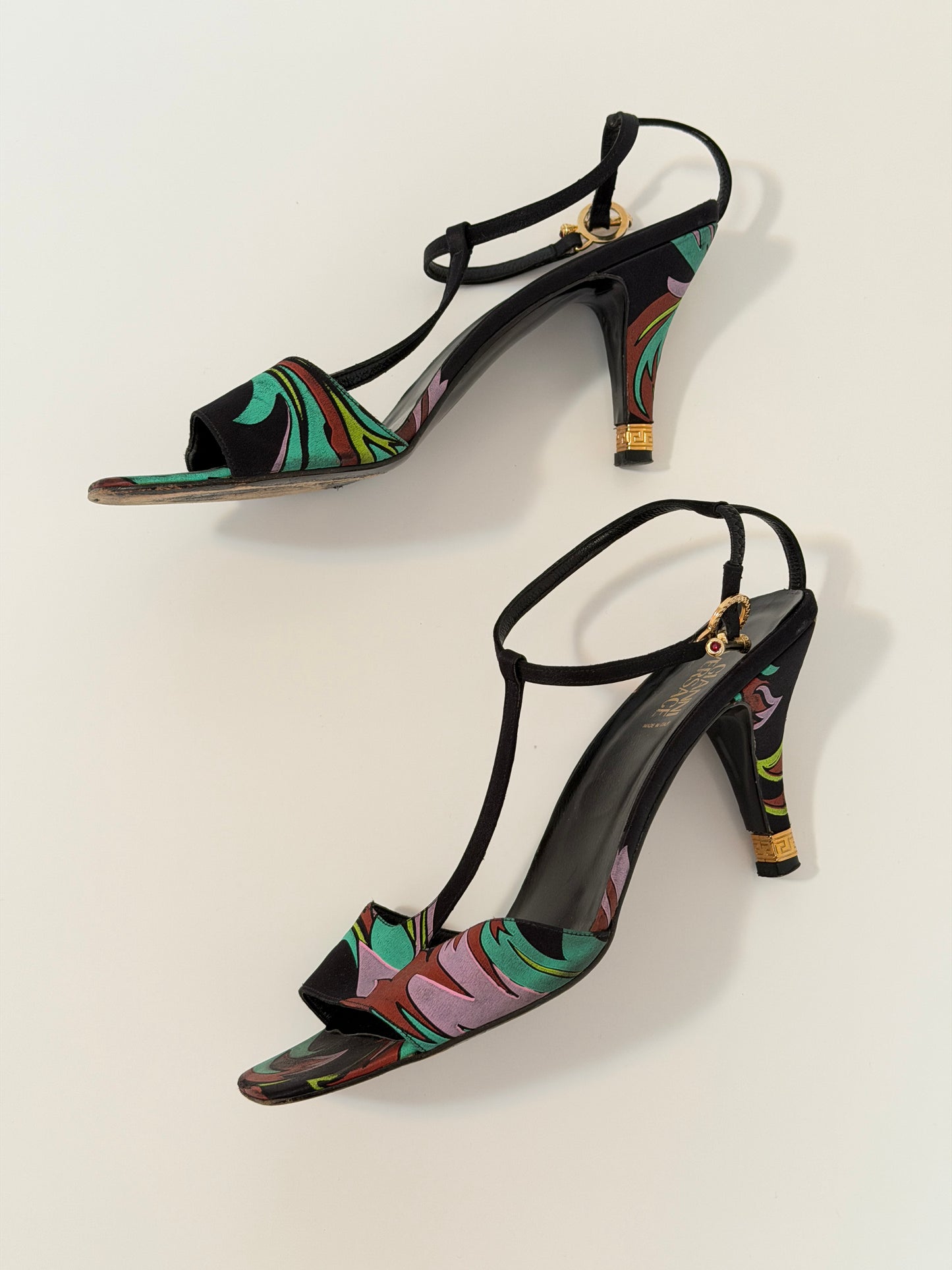 Gianni Versace satin printed T-bar sandals - size 9