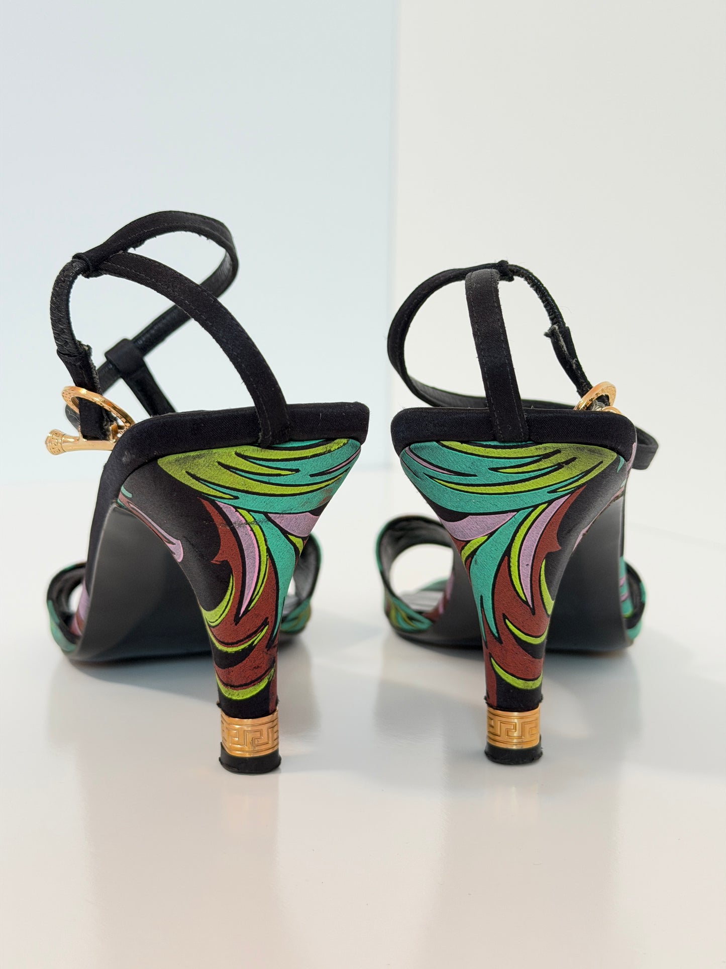 Gianni Versace satin printed T-bar sandals - size 9