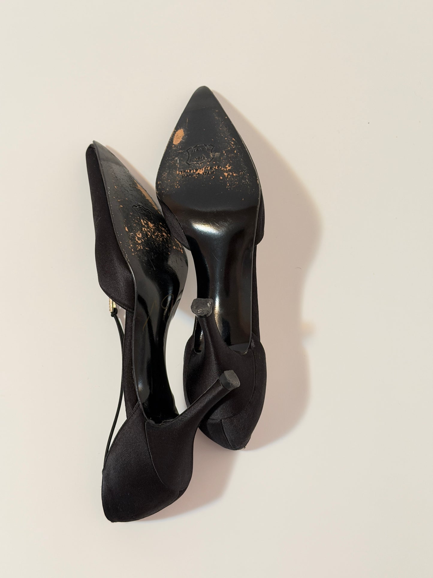 Stuart Weitzman 90's satin heels - size 8