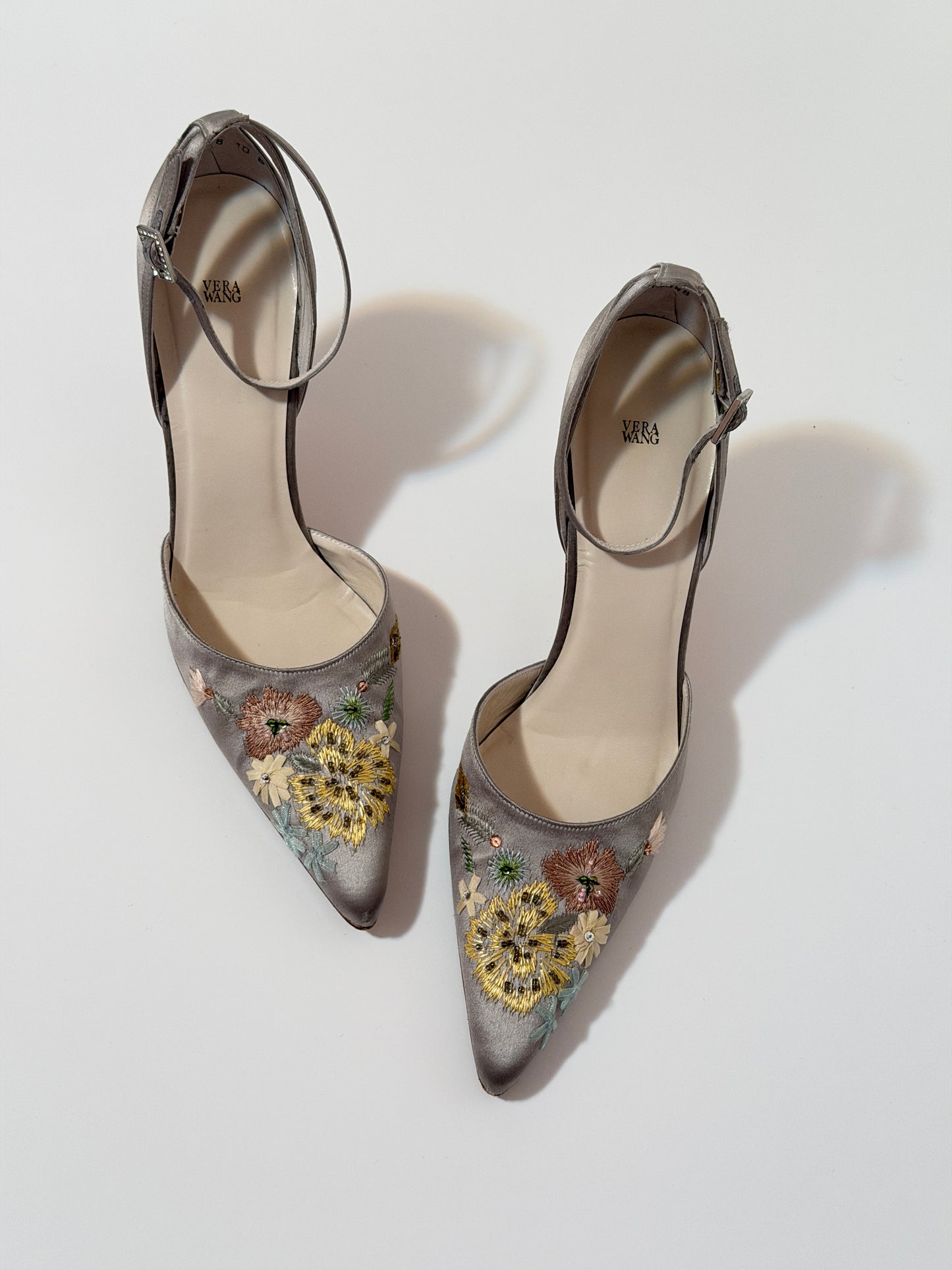 Vera Wang x Stuart Weitzman floral heels - size 10
