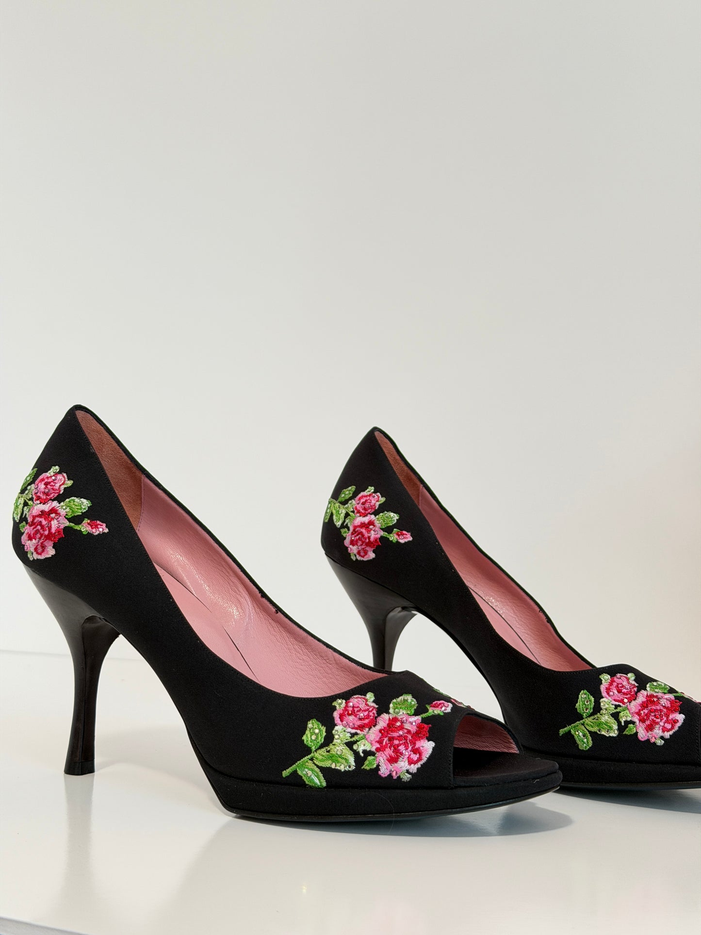 Moschino Cheap & Chic pumps - size 8.5